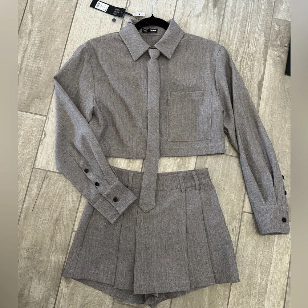 Grey skort set - Picture 2 of 5